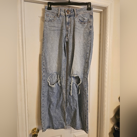 Levi's Denim - NWOT Levi's Superflow Blue Jeans. Size: 26W 32L